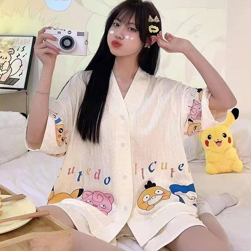 ۳