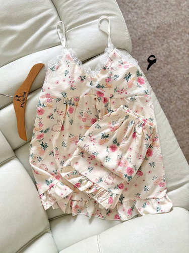 ست تاپ و شورتک وارداتی زنانه ودخترانه