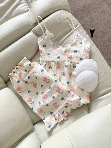 ست تاپ و شورتک وارداتی زنانه ودخترانه