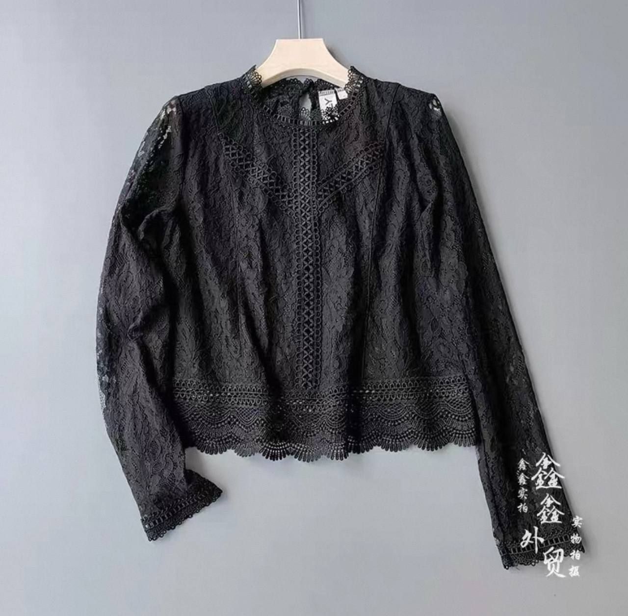 شومیز گیپور وارداتی شیک (تکرنگ) کد‌۳۰۰۸