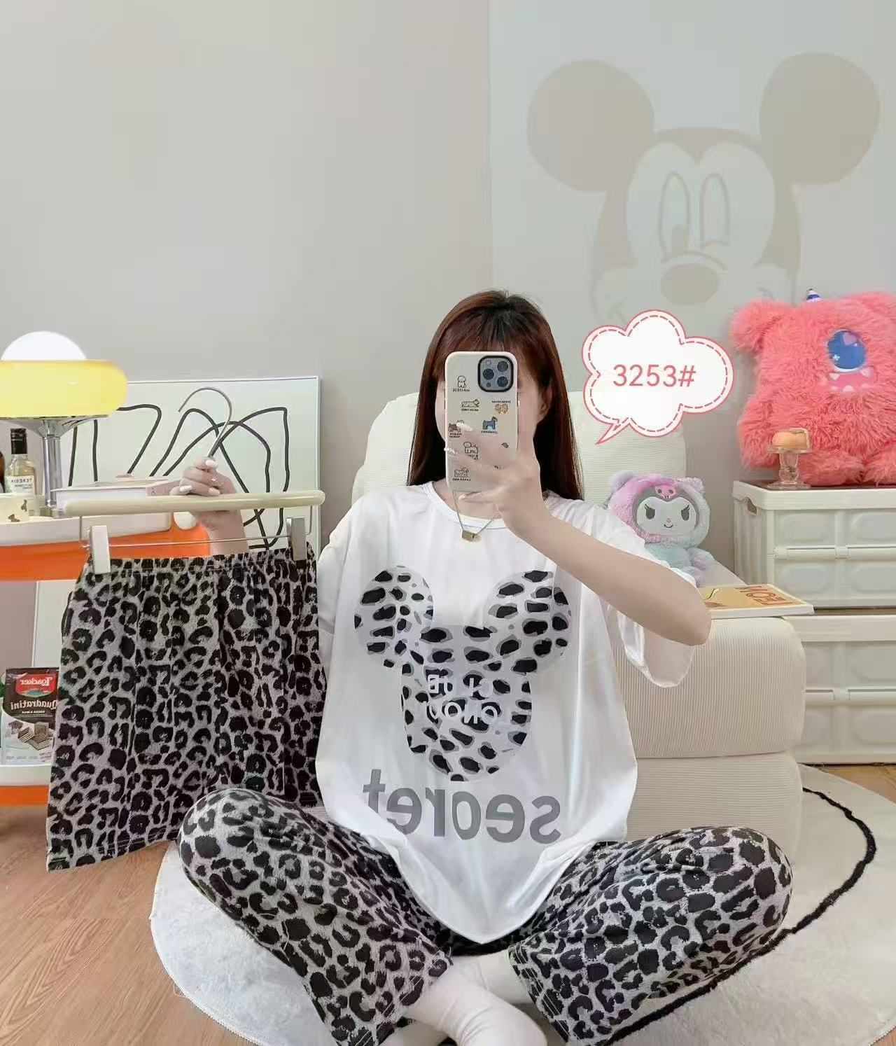 ست سه تیکه زنانه و دخترانه وارداتی (بلوز+شلوار+شورتک)