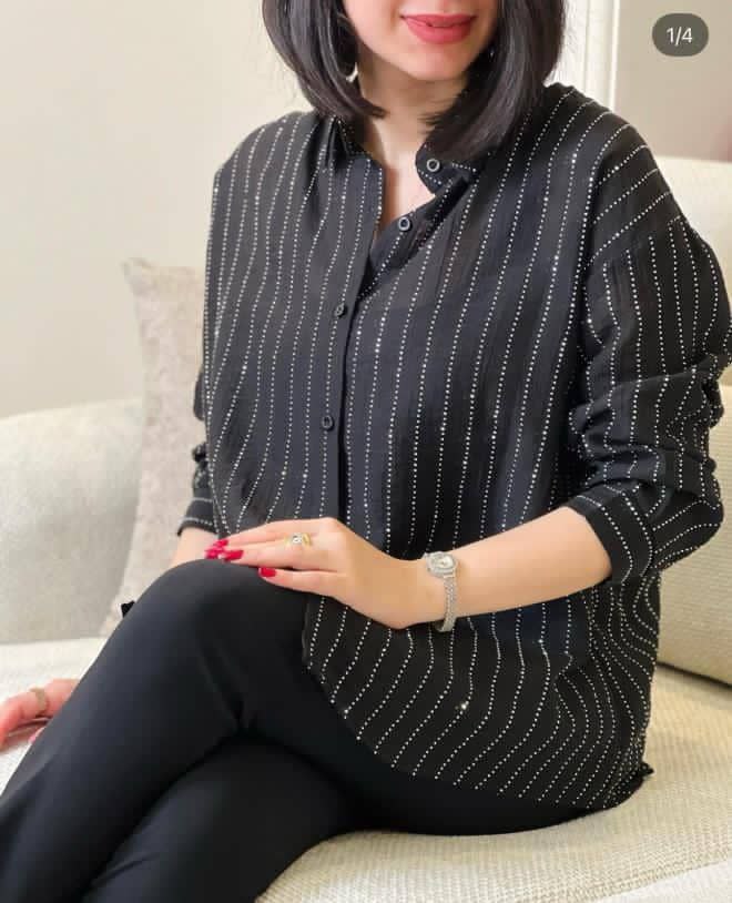 شومیز بلند نگین دار وارداتی در پنج رنگ