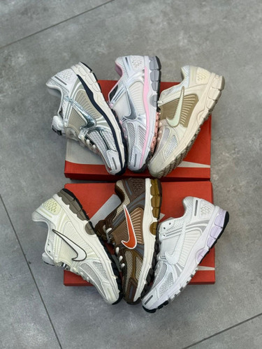 کتونی اسپرت Nike zoom vomero 5