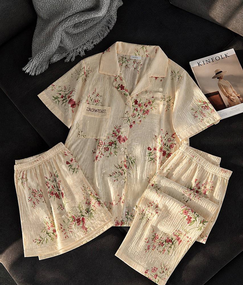 ست سه تیکه نخی زنانه و دخترانه وارداتی (بلوز+شلوار+شورتک)