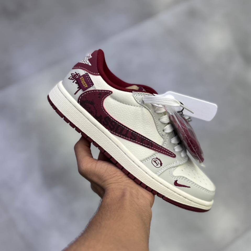 کفش جردن 1 ترویس اسکات Nike Air Jordan 1Travis Scott 10262
