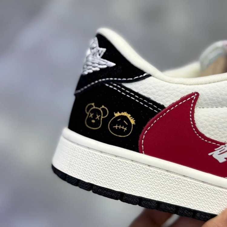 کفش جردن 1 ترویس اسکات Nike Air Jordan 1Travis Scott 10263